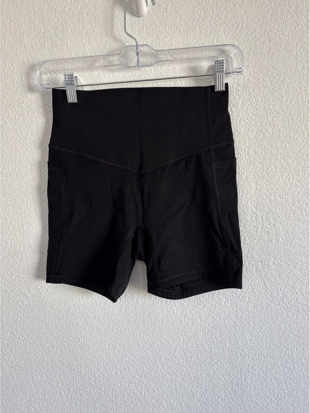 Halara Women's Black High Waist Biker Shorts with Side Pockets, Size Small